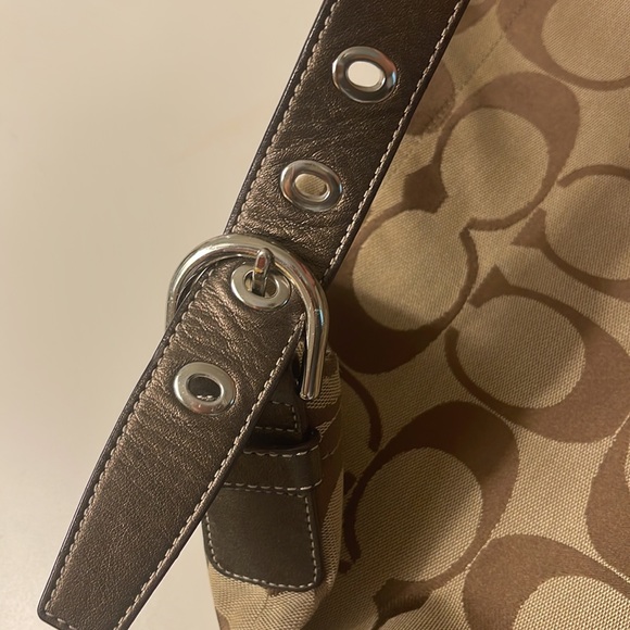 Coach signature medium boho bag - Picture 4 of 8